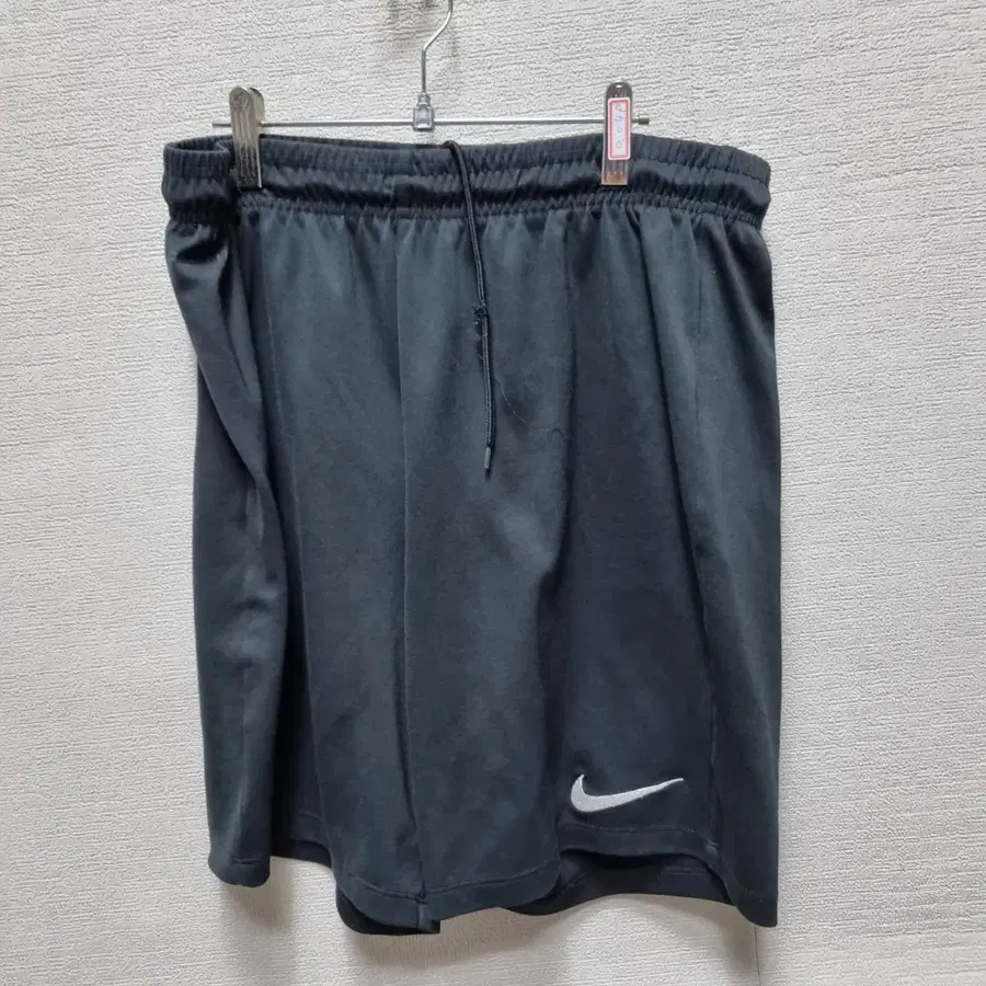 a049 나이키 남성 트레이닝 반바지