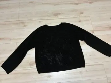 UNIQLO 메쉬 크루넥 스웨터 긴팔 블랙
