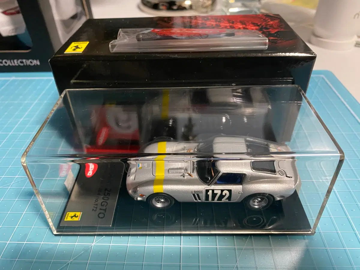 1/43 kyosho ferrari 250 gto #172