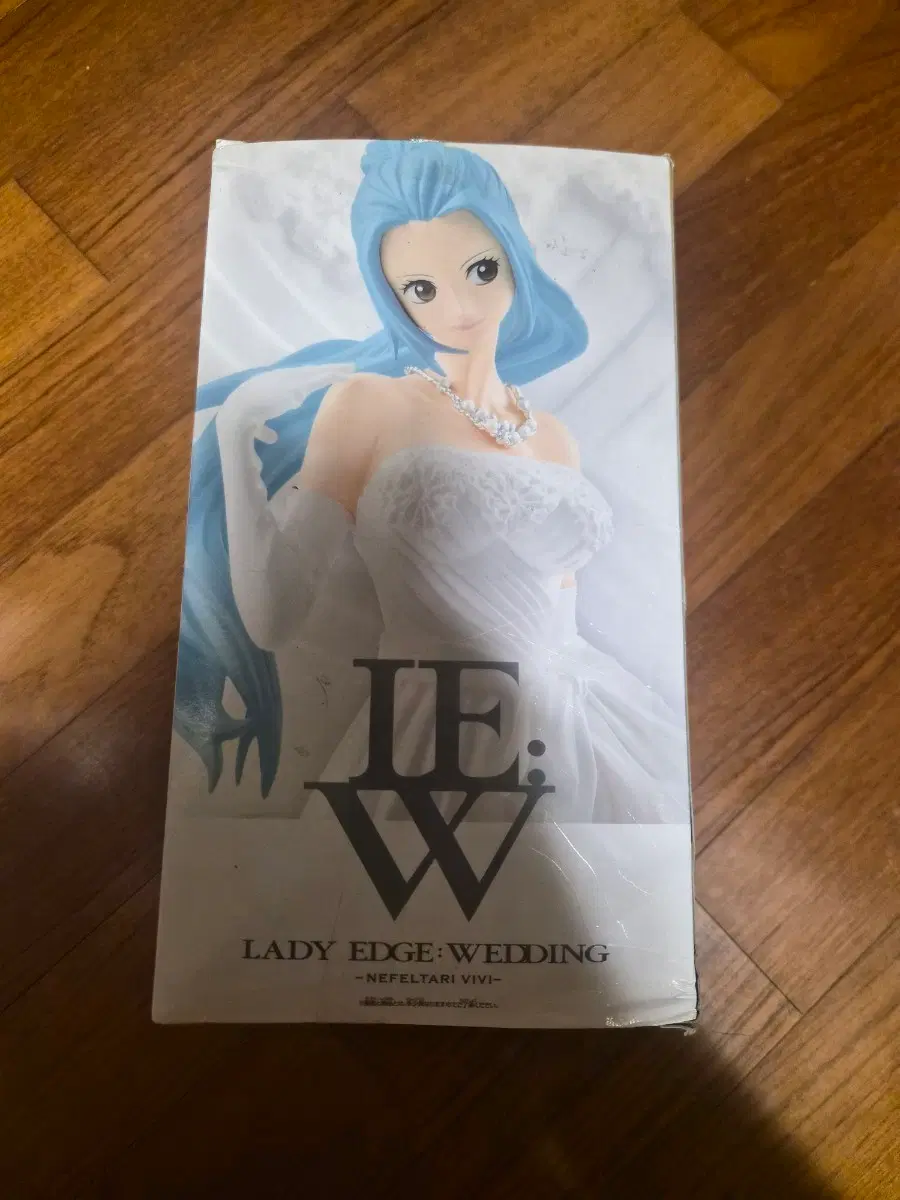 피규어 원피스 네펠타리 비비 웨딩