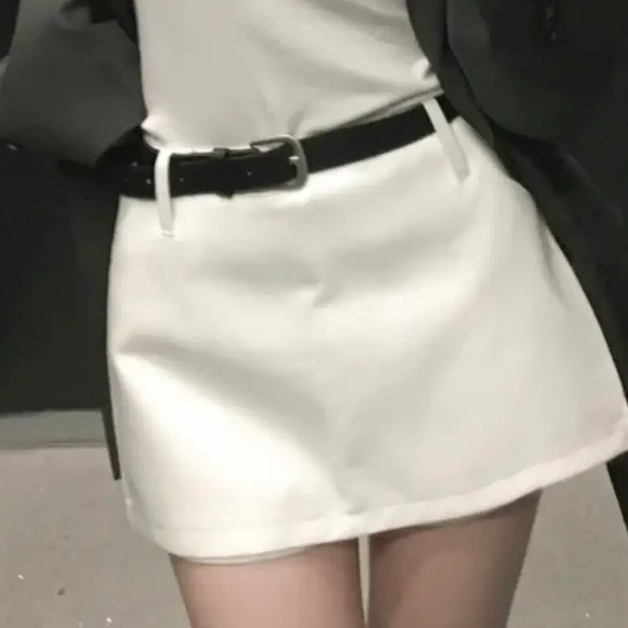 벨트세트 옆트임 미니 스커트