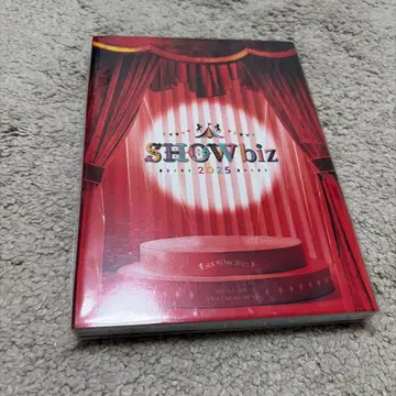 SHOWbiz 2025 Blu-ray