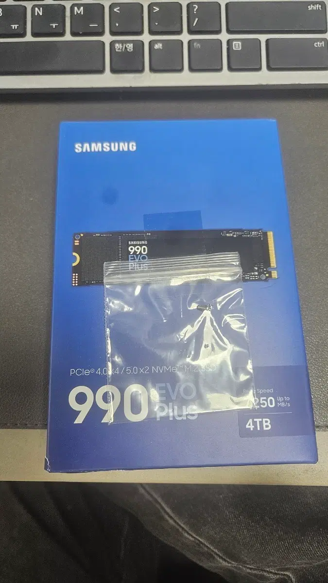 미개봉 990 evo plus 4tb ssd