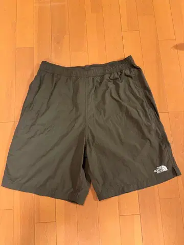 THE NORTH FACE 하프 팬츠 카키