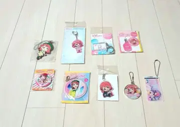 러브 라이브 니지가사키 학원 우에하라 아유무 키링 캔뱃지 9개 세트