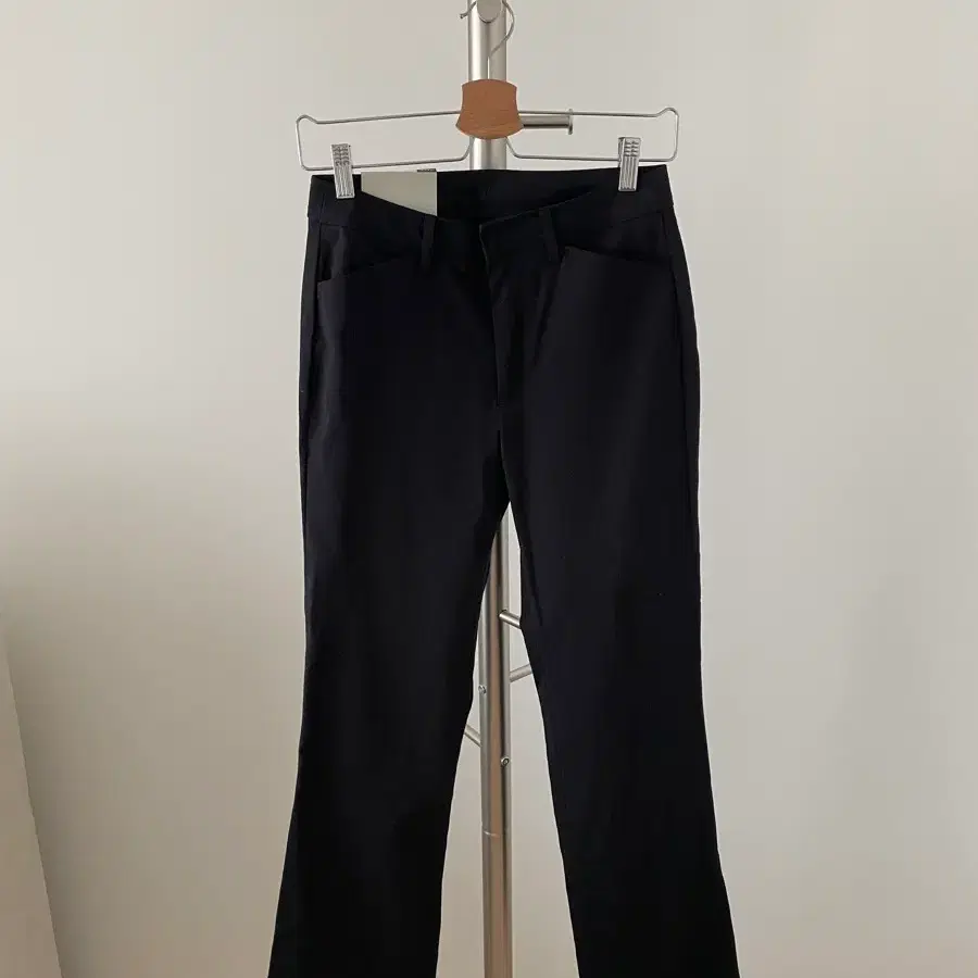 유니클로(UNIQLO) 부츠컷 팬츠