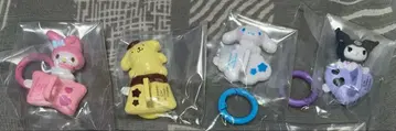 산리오 캐릭터즈 키링 행거 4종