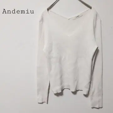 안데뮤 리브 니트 티셔츠 V넥 긴팔 화이트 외출용 깔끔한