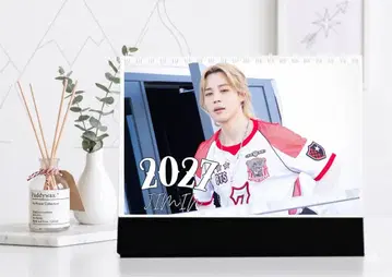 BTS 지민 2027년 탁상 달력 한국 굿즈 A5 사이즈
