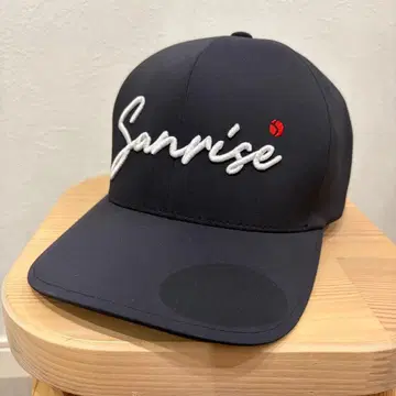 Sanrise 갭 You Only Live Once 블랙