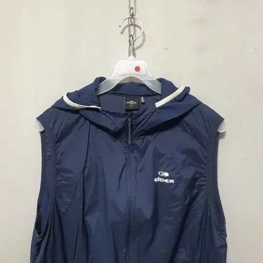 0032) 아이더 여성 춘하 등산 조끼 XL