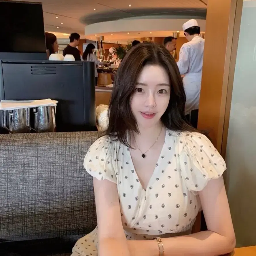 브이넥 슬림 롱 원피스