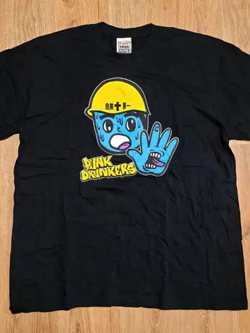 [새상품급] PUNKDRUNKERS 위험제일 티셔츠 XL