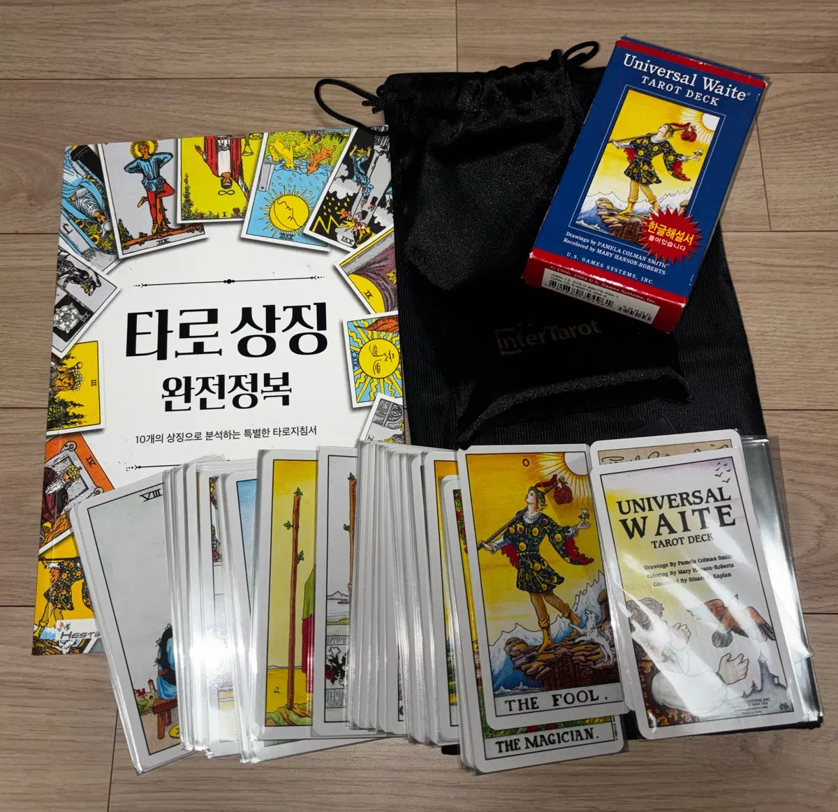 유니버설 웨이트 타로 카드 세트 / 마지막 가격입니다! 구매 원하시면 빠른 연락 부탁드려요 :)