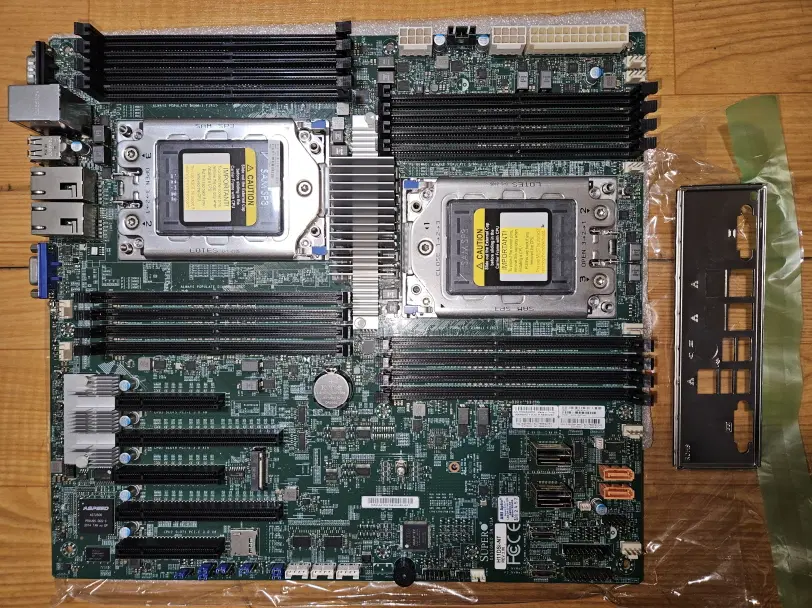 슈퍼마이크로 AMD 에픽 듀얼보드(H11DSi-NT) 팝니다