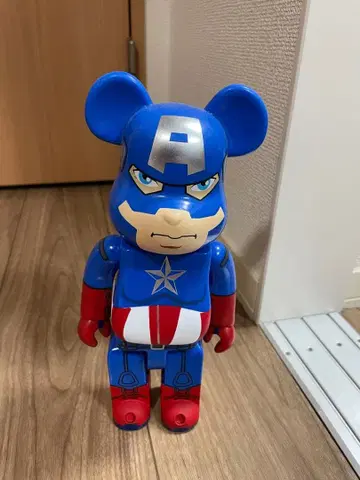 BE@RBRICK Captain America 400%