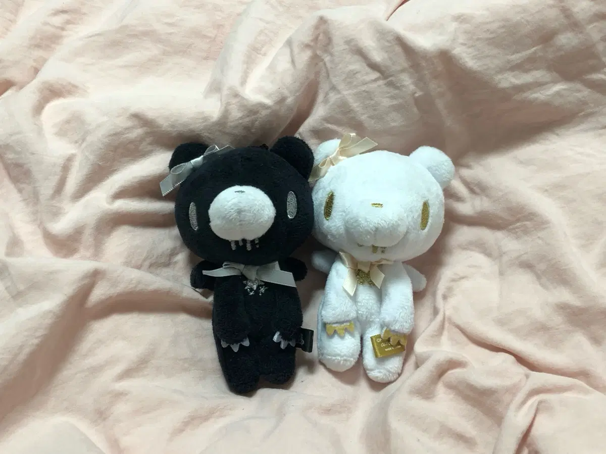 글루미베어 천사 블랙 화이트 마스코트