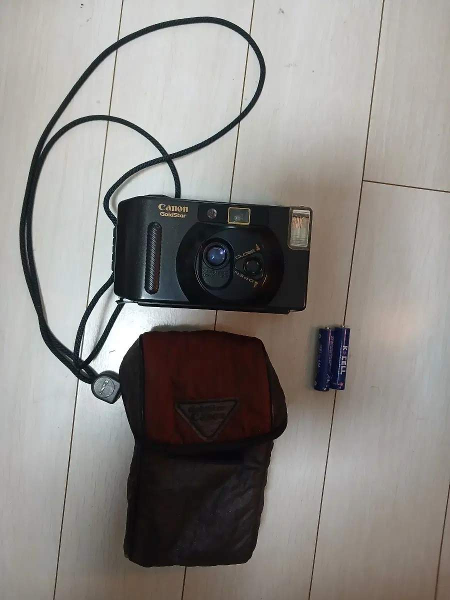캐논 GoldStar 카메라 + 파우치 + 배터리