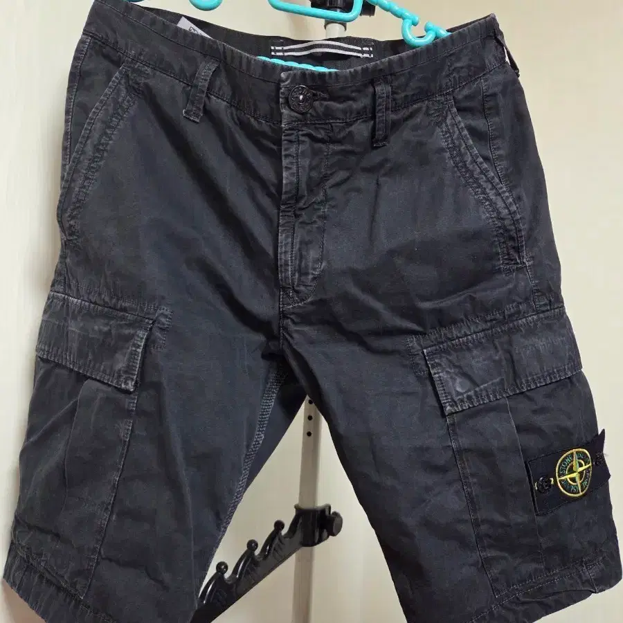 스톤아일랜드 반바지