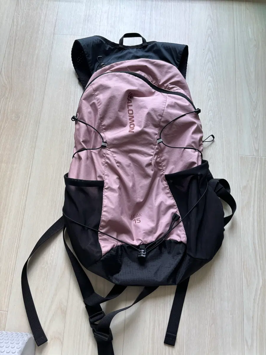 살로몬 피크 15 백팩 핑크