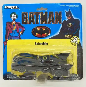 ERTL DIE-CAST METAL BATMOBILE 2757