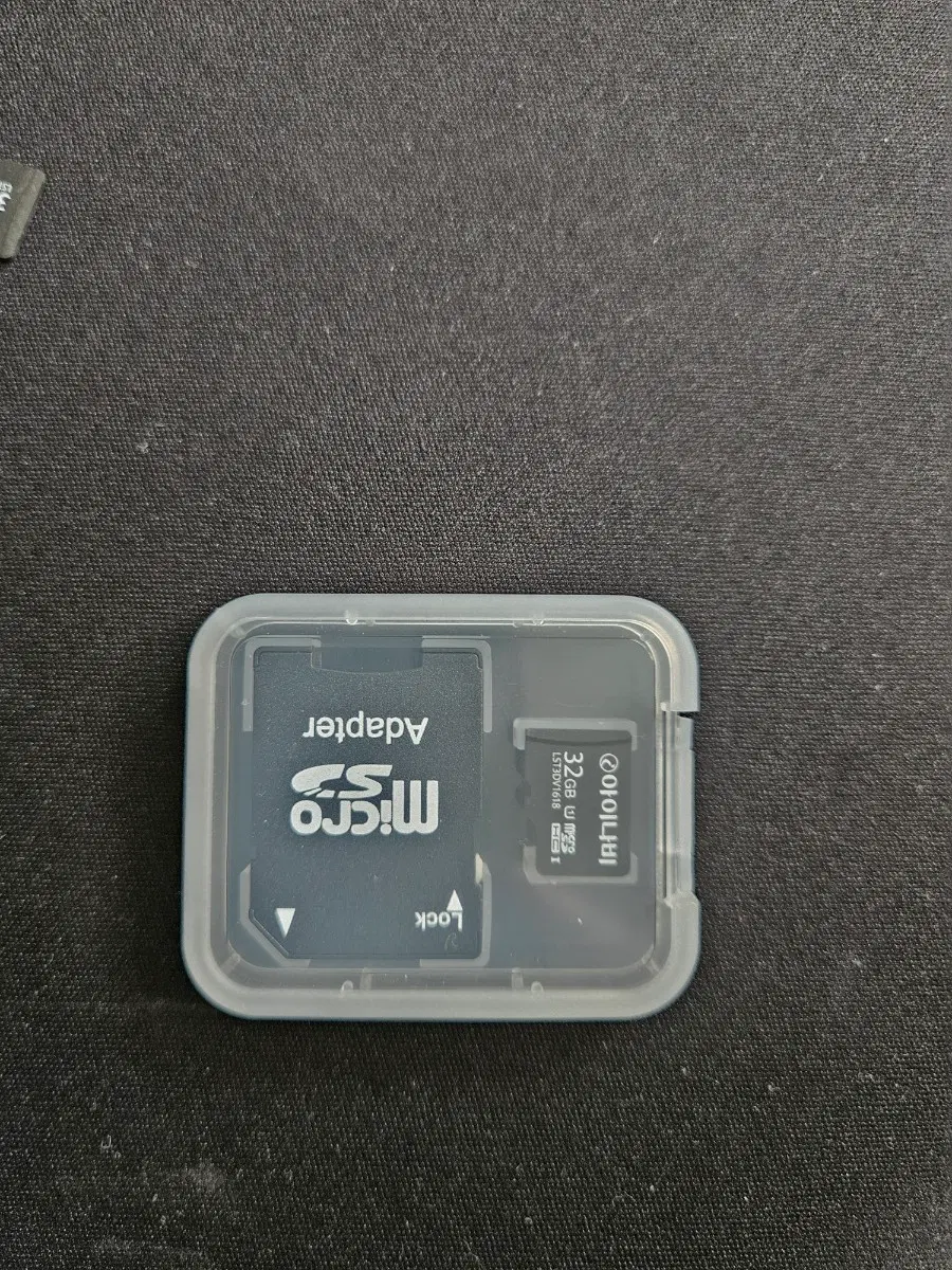 아이니비 마이크로 SD카드 32GB + 어댑터