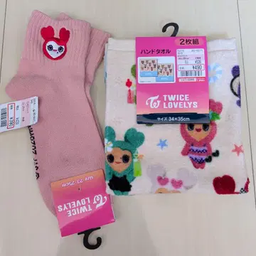 TWICE LOVELYS 핸드 타월 삭스 세트