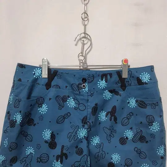 0057) 핑 여성 골프 반바지 70