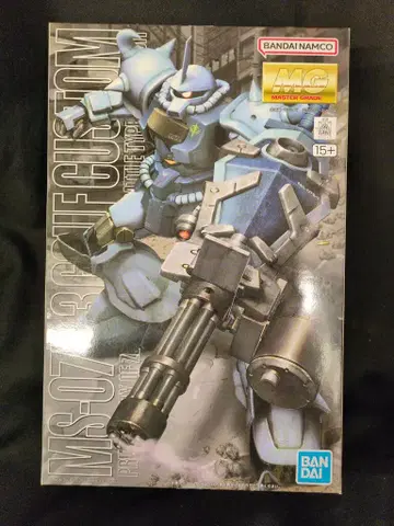 BANDAI SPIRITS MG 1/100 반다이남코판 구프 커스텀/15+ 표기