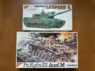 니치모 1/35 레오팔드 & 1/30 3호 전차 M형