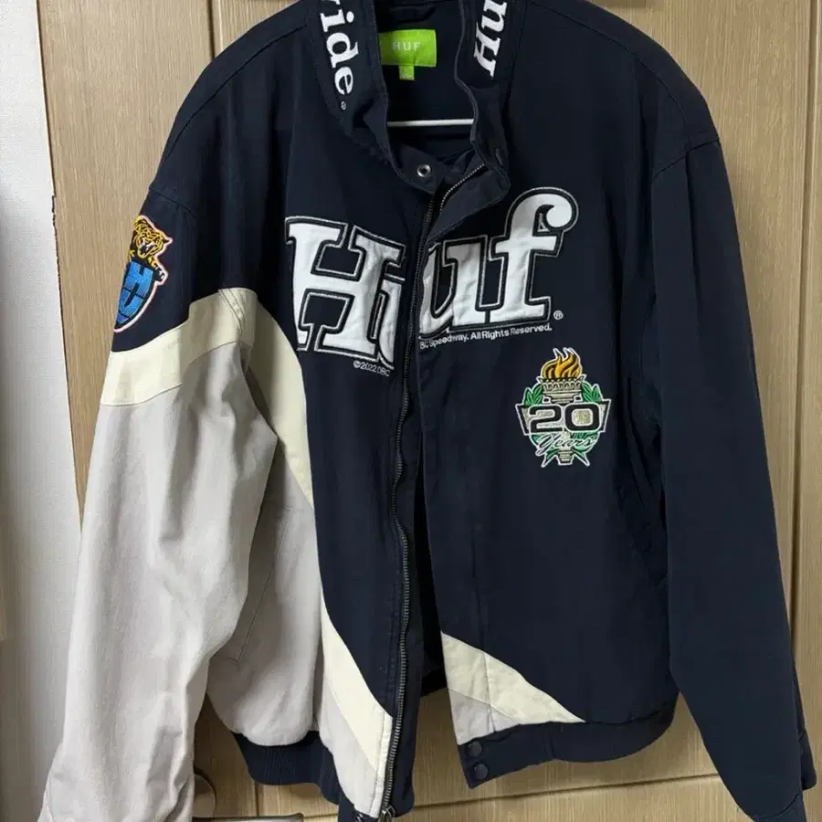 HUF 허프 레이싱 자켓 L사이즈