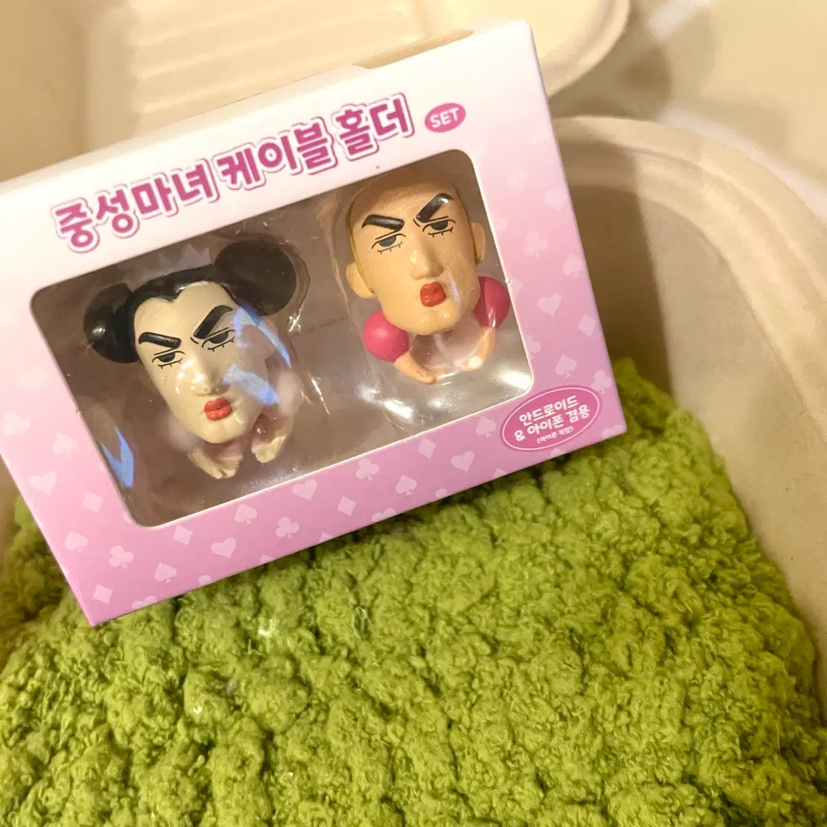 (새상품) 짱구는 못말려 중성마녀 케이블 홀더