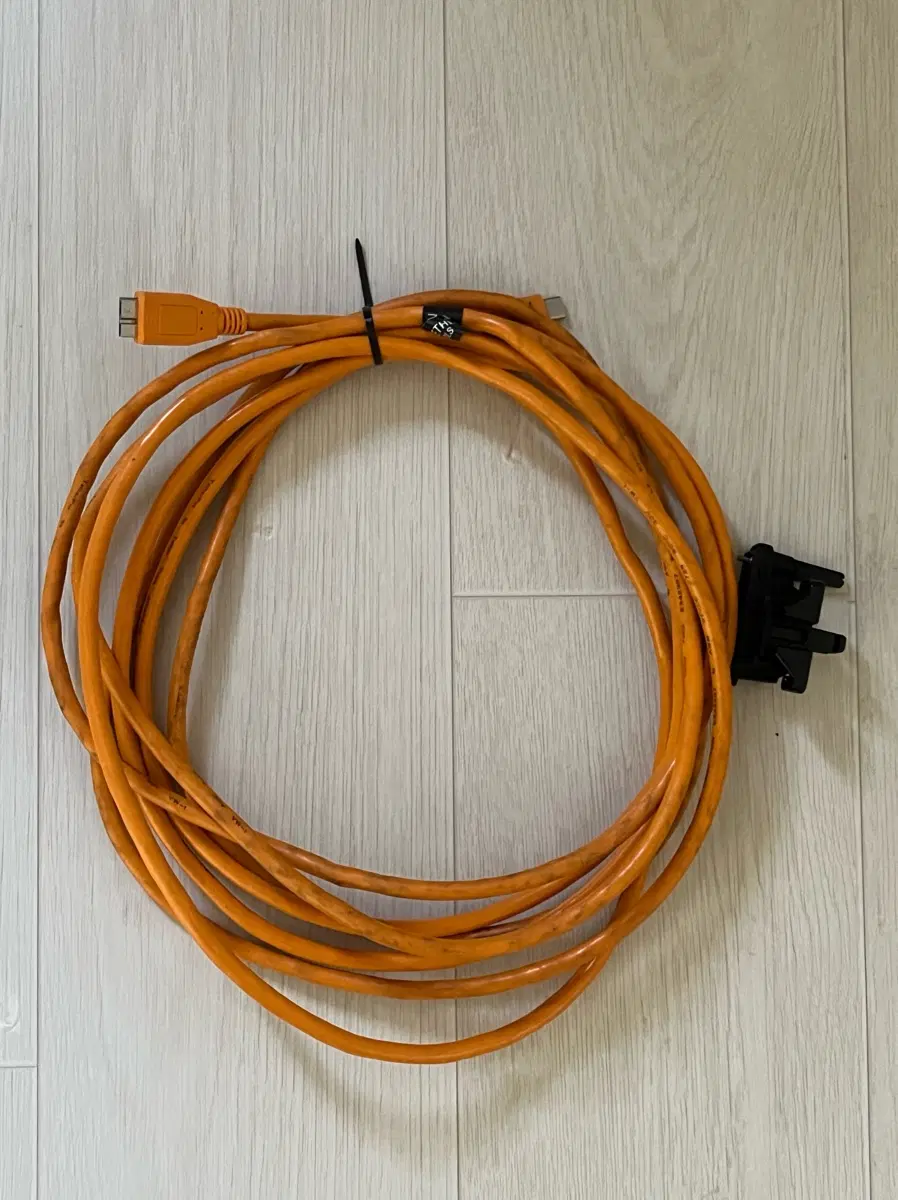 테더툴스 USB-C to 3.0 Micro-B 케이블