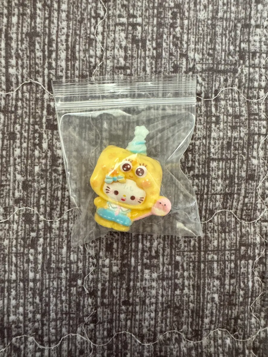 스폰지밥 키티 피규어 미니어쳐
