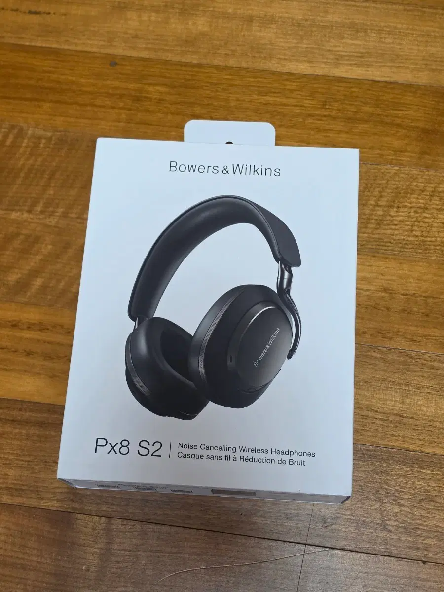 Bowers&Wilkins(B&W) Px8 S2 헤드폰 미개봉