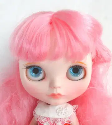 네오 브라이스 커스텀 브라이스 핑크/앞머리 있음 롱 웨이브 헤어 슬리핑 아이