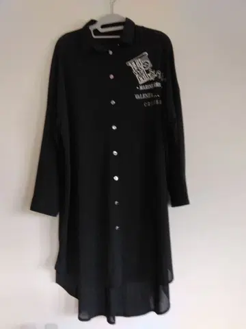 발렌시아 롱 셔츠 블랙 사이즈 40