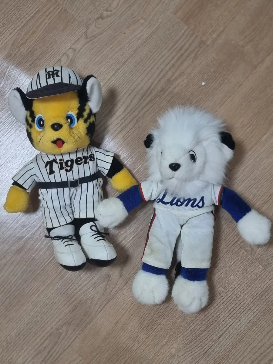 세이부 라이온즈, 한신 타이거즈 봉제인형 35cm