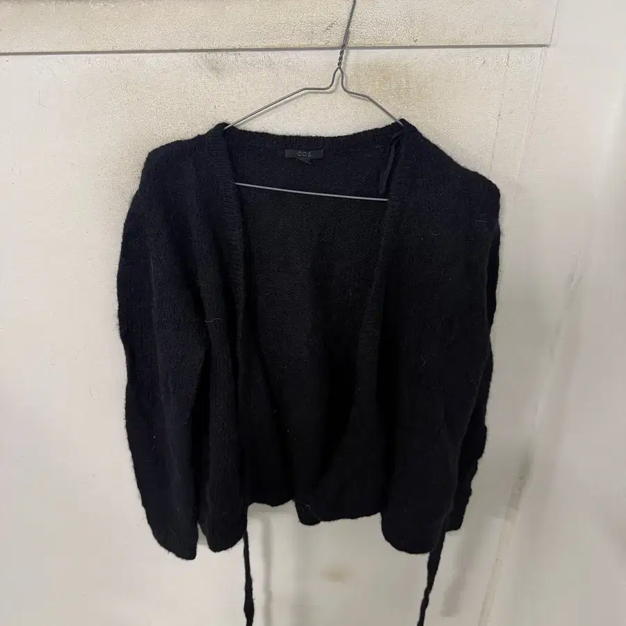 코스 알파카 가디건