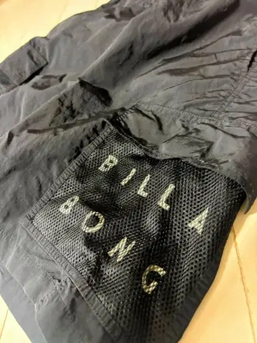 컨디션 최상 BILLABONG 숏팬츠 블랙