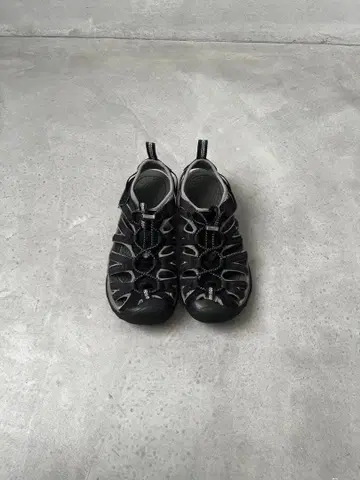 킨 NEWPORT H2 샌들 24cm KEEN 뉴포트 블랙