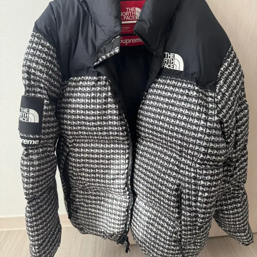 슈프림 노스페이스 스터드눕시 블랙 XL