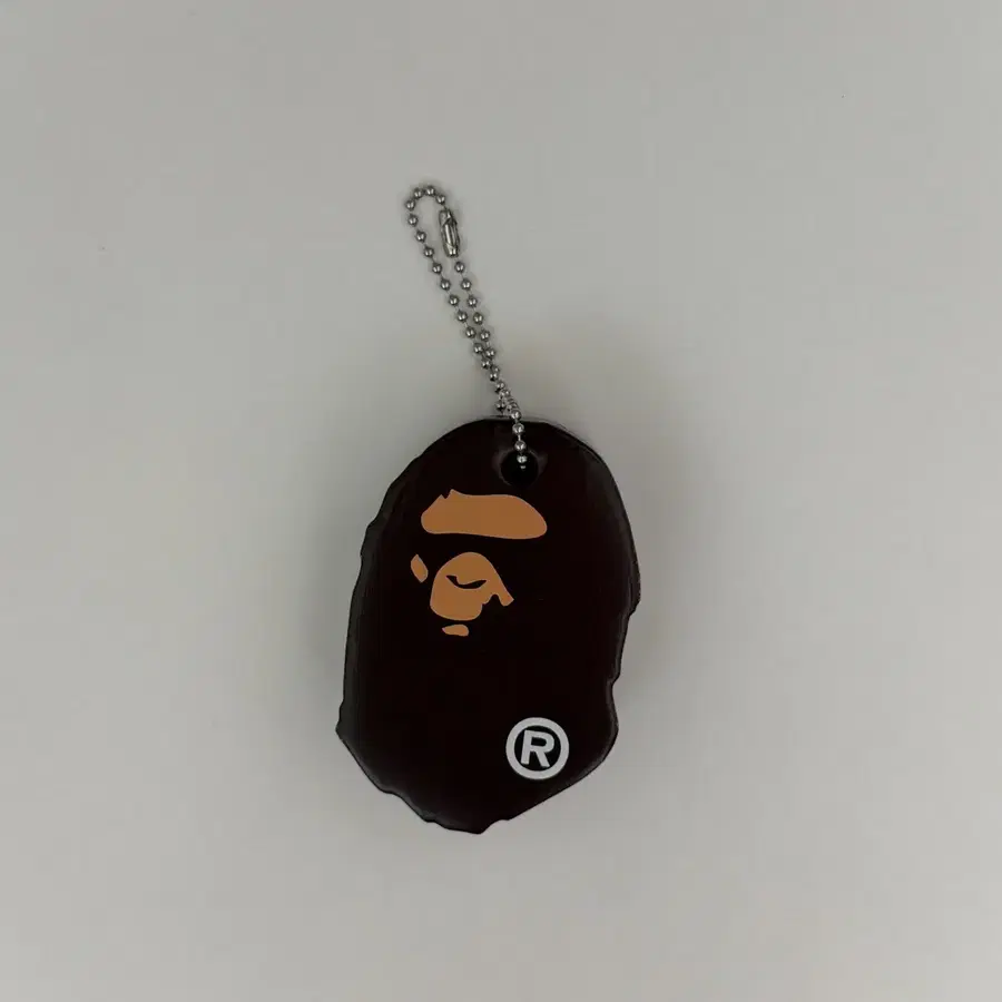 베이프 로고 고무 키링 키체인 BAPE Ape Head Keychain