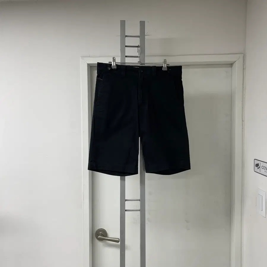 디젤 블랙 반바지 28