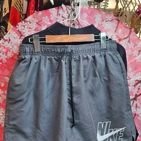 나이키 반바지 그레이