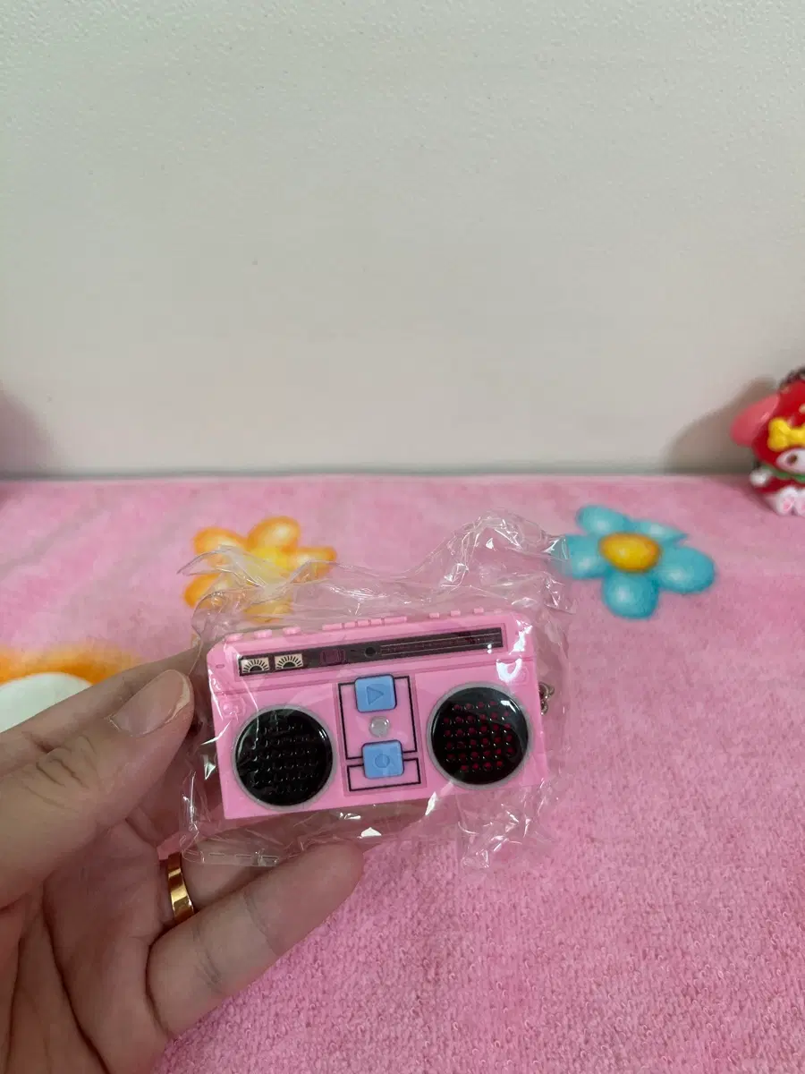 카세트 녹음기 가챠 (핑크, 보라)