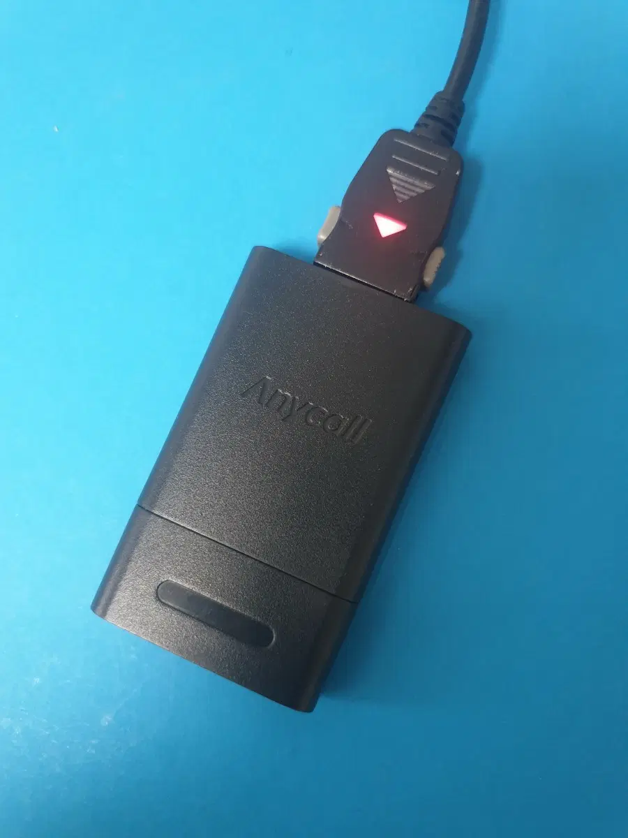 삼성애니콜 정일우폰 배터리와 충전거치대 SCH-W240
