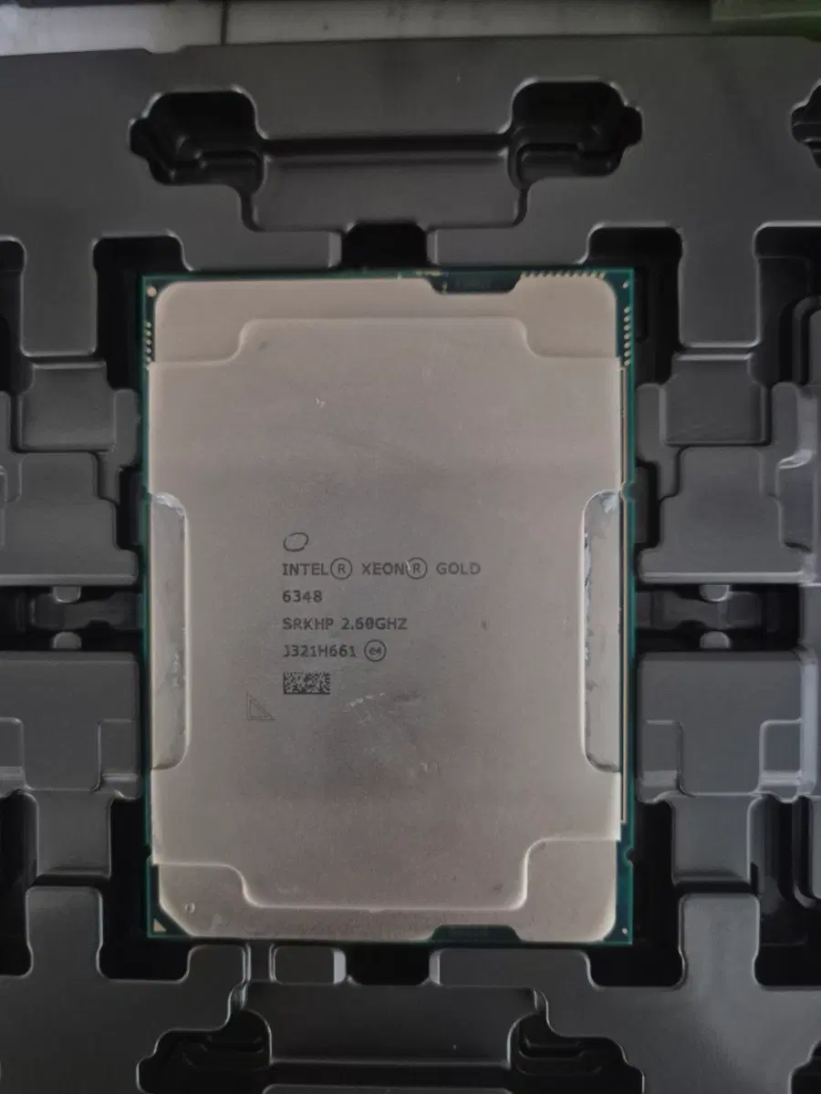 인텔 xeon 6348 CPU