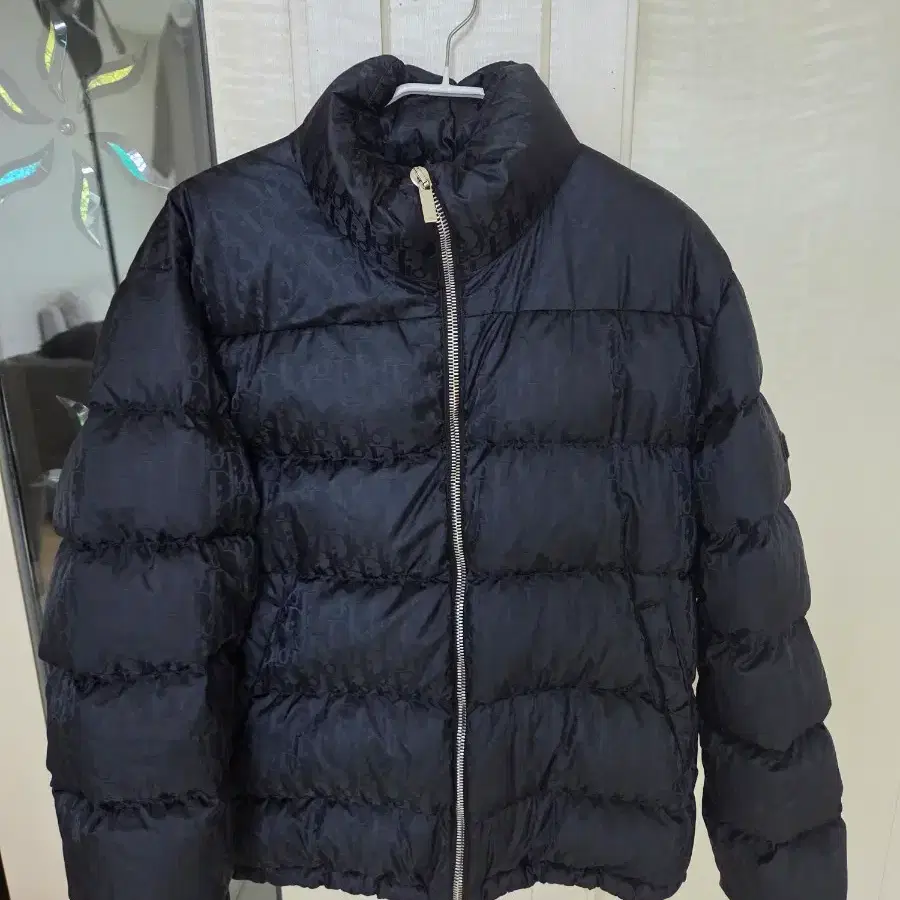 (새상품급) 디올 오블리크 패딩 블랙 54size