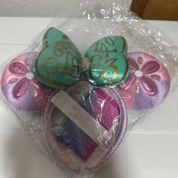 잇츠어스몰월드 머리띠